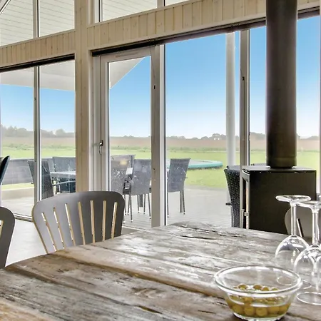 Lovely In With House Sea View *